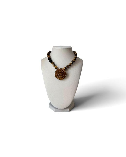 A'miss White Amber Rose Necklace