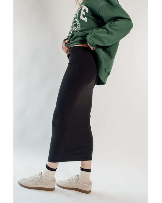 Rave on Trend Black Ribbed Skirt Leggings