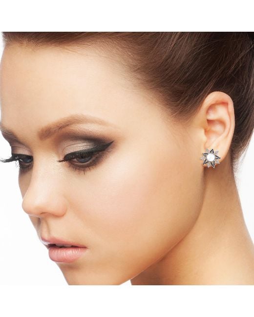 Artisan Metallic 18k White Gold With Black & White Diamond And Pearl Gemstone Star Shape Stud Earrings