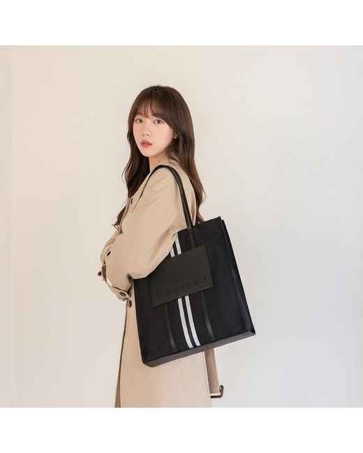 MARHEN.J Black Joy