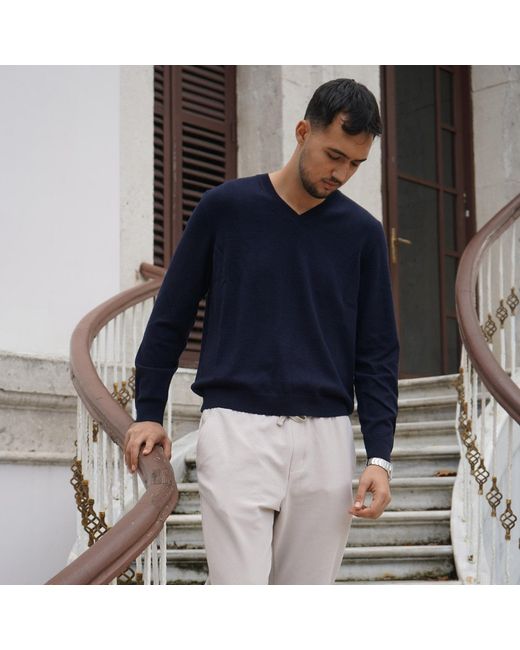 Nuvv Collection Blue V-Neck Merino Wool Sweater – Premium Italian Yarn