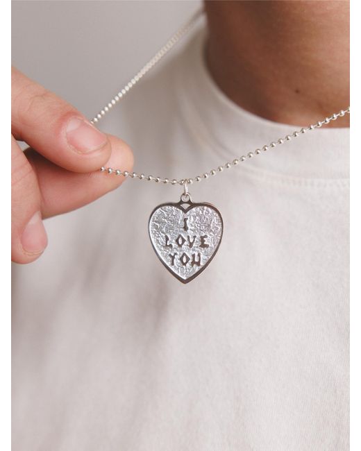 Déclarer Metallic Ily Necklace