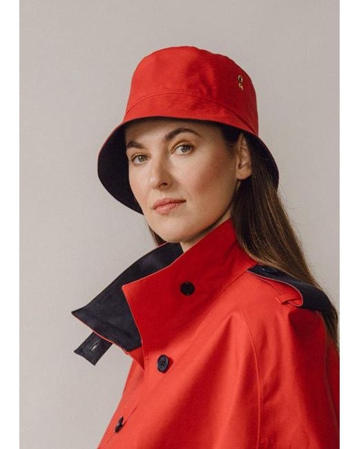 BEIRA Red Rosa Waterproof Bucket Hat