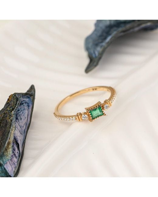 The Jewelz White Julius Siren Emerald Ring