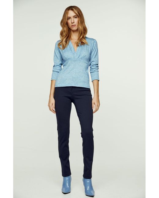 Conquista Blue Light Melange Knit V Neck Top