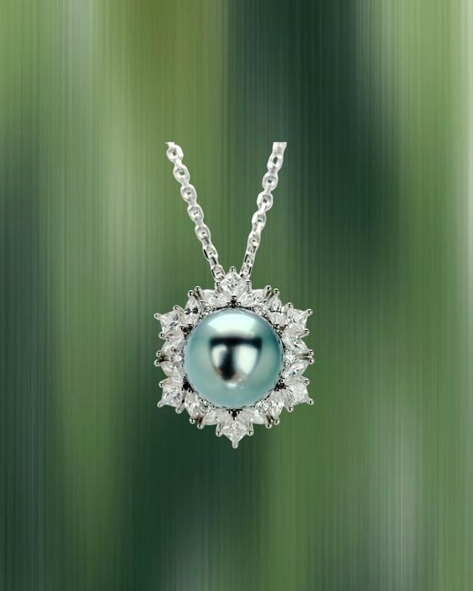 Smuccii White Corona