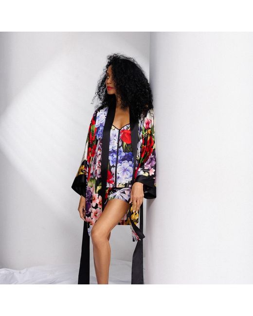 Vimissia Blue Wild Bloom Short Silk Kimono Stile Robe