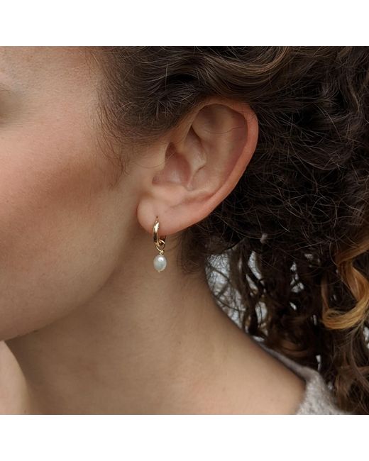 Kiri & Belle Metallic Small Baroque Pearl Huggie Hoop Earrings