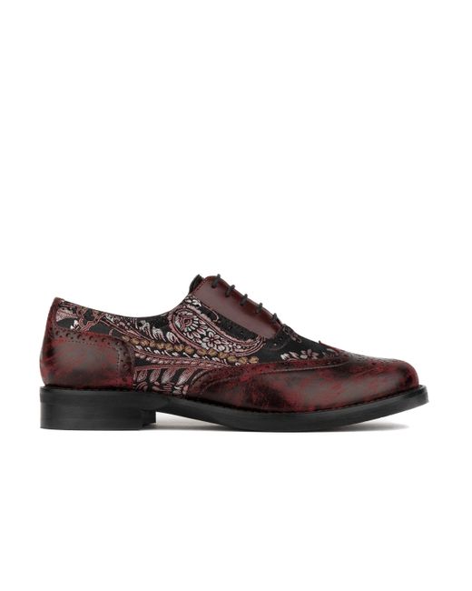 Embassy London USA Brown Vivienne