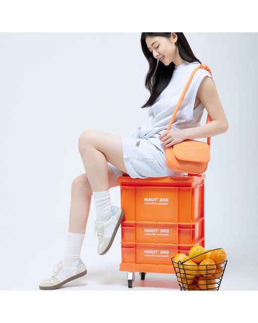 MARHEN.J Orange Air Small