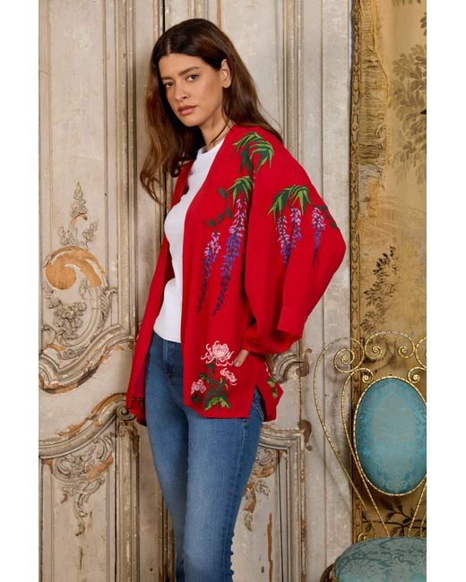 Artemis Muse Wisteria & Chrysanthemum Embroidered Fully Lined Short Kimono