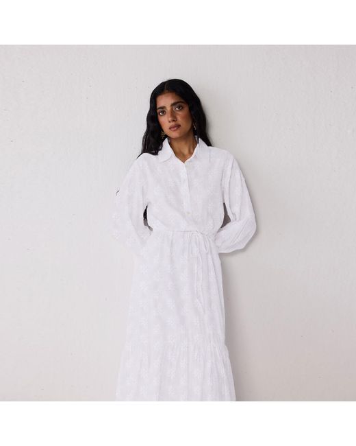 REISTOR White Embroidered Flowy Maxi Tiered Dress