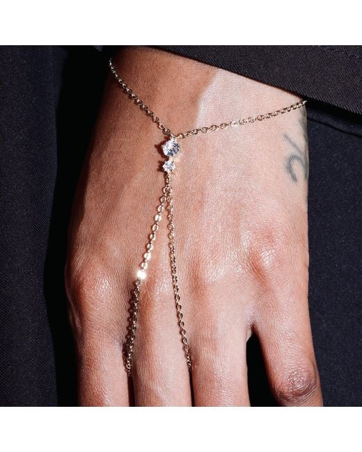 Studio Baloge White Nalya V-Line Hand Chain