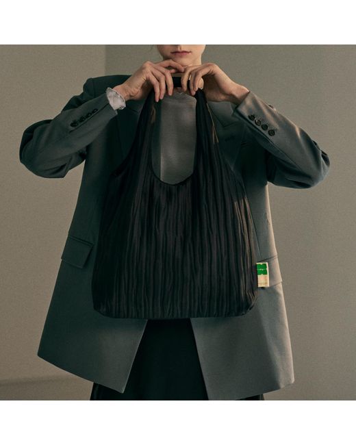 MARHEN.J Black Accordion Pleats