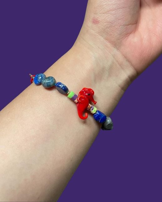 Desert Lobby Blue Horsey – Beaded Bracelet With Murano Glass Seahorse