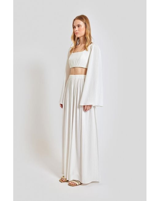 Lilamie White Amalfi Relaxed Fit Oval Neck Summer Crop Top