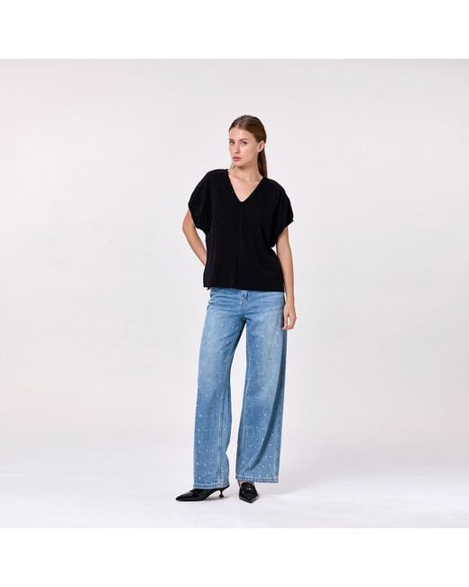 Smart and Joy Black Casual Cotton V-Neck Blouse