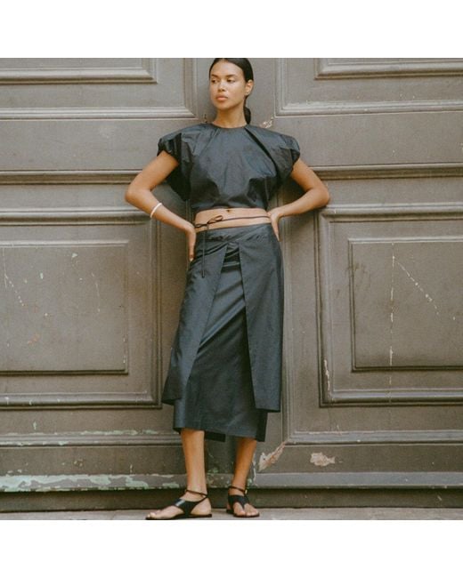 Audrey Vallens Black All-Gen Gathers And Volume Top