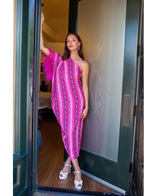 Jennafer Grace Pink Chelziah Caftan