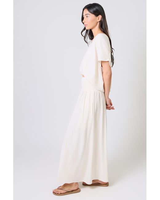 Traffic People White Neutrals Cream Tea Off- Whispers Cropped Top