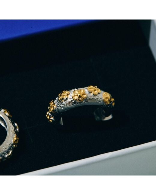 Mulgaro Metallic Noelia Earrings