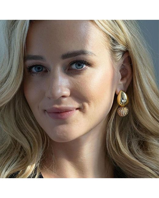 Saule Label Metallic Tulia Glam Earrings