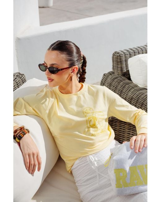 Rave on Trend White Rave Pouch