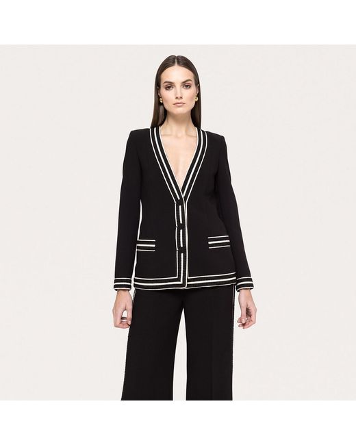 Nissa Black Single-Breasted Suit Jacket