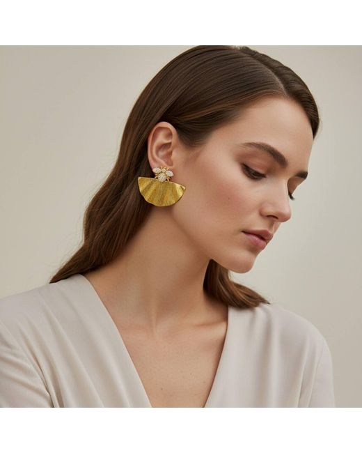 Silver & Elegant Co. Metallic Ginkgo And Bee Thickgold Plated Bronze Earrings