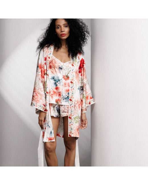 Vimissia Red Blossom Serenity Short Silk Kimono Style Robe