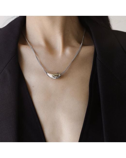 Retro Chic Metallic Drop Necklace
