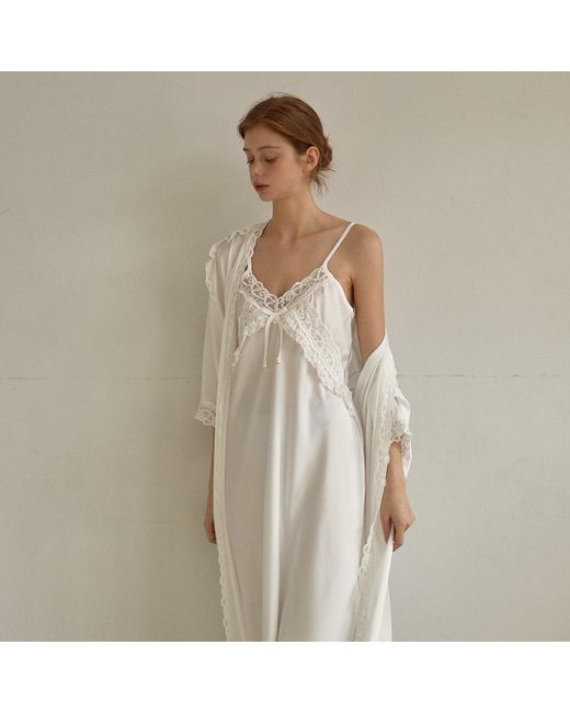 Luna Luz White Fabiola Satin Slip & Robe Ensemble