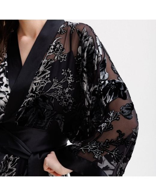 Vimissia Black Long Silk Velvet Kimono Style Robe