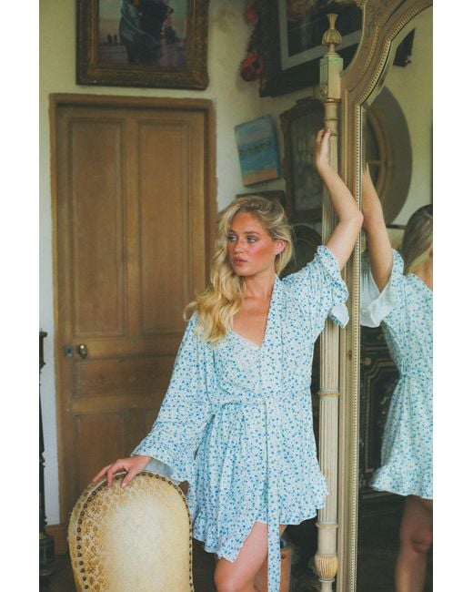 Wild Lovers White Lison Robe