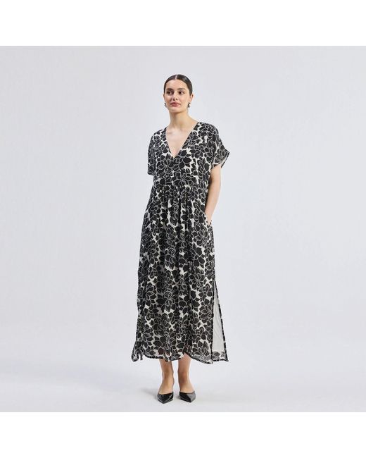 REISTOR Black Deep V-Neck Maxi Dress With Front Gathers