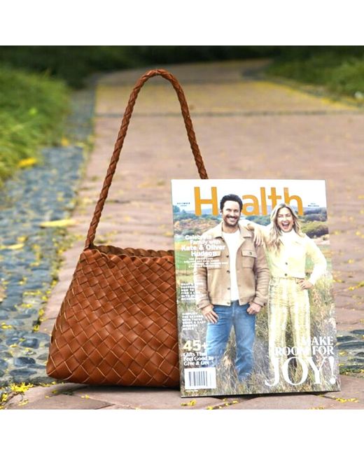 Rimini Green Woven Vegan Leather Sling Bag 'Leontina'