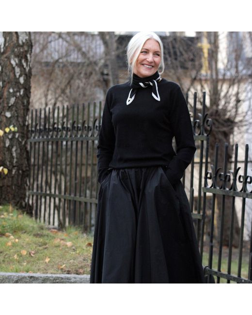 tirillm Black Status Sasha Basic Cashmere Pullover With Round Neck
