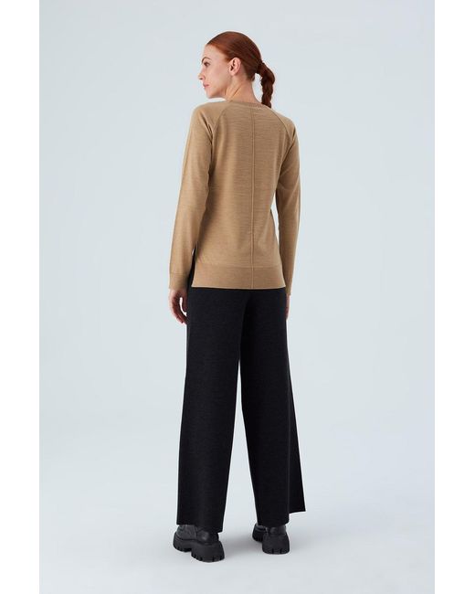 Peraluna Brown Vanessa Slit Detailed Asymmetric Fine Pullover