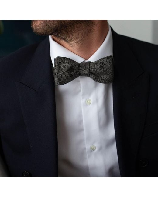 LE COLONEL Gray Herringbone Bow Tie for men