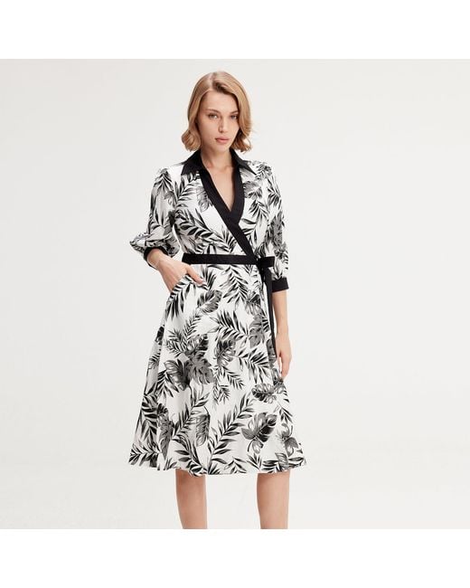 Smart and Joy Black Bi-Material Wrap Dress With Tropical Print