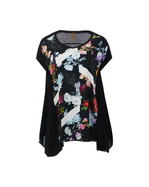 Conquista Black Blooming Contrast Oversized Top