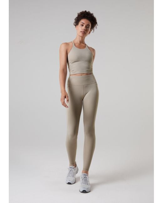 VIEREN White Neutrals Higher Power Vest Top