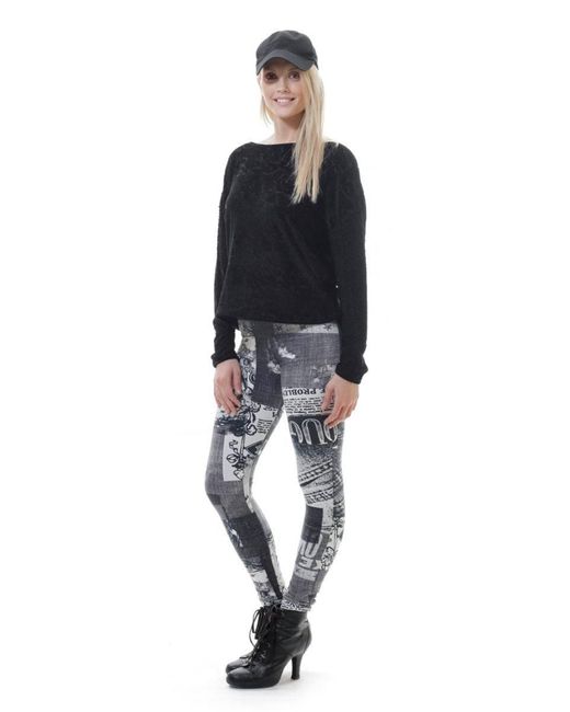 Conquista Black Low Back Top