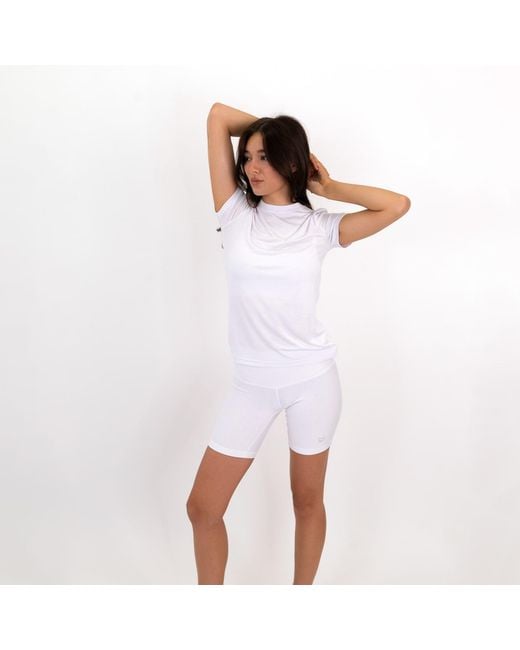 On/Off Essentials White The Everyday Tee