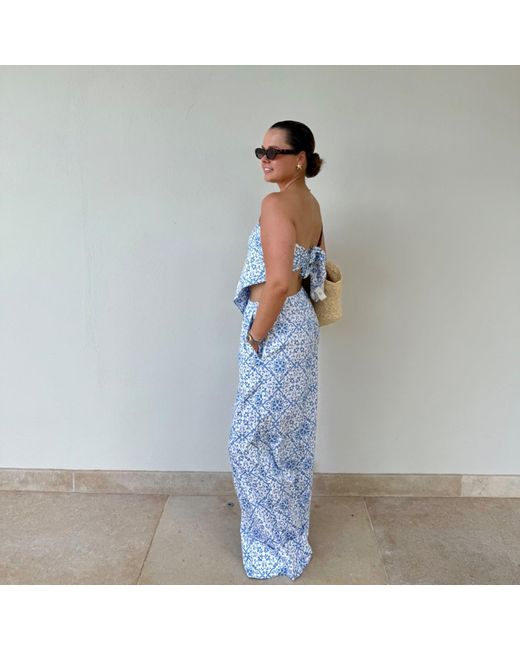 The Etta Collection Blue Veronica Scarf