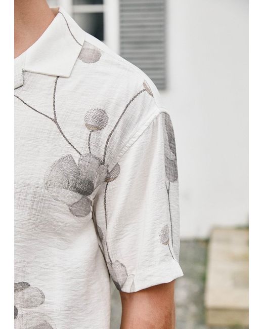 Vayla White Lightweight Short Sleeve Printed Shirt for men