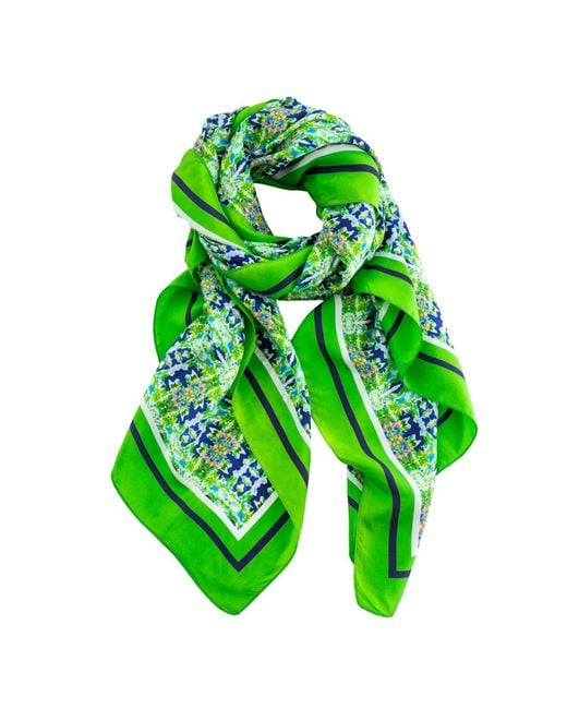 Evelyn & Kate Green Elegant All-Silk Scarf, Frog Pattern