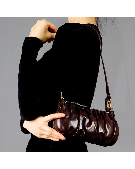 Rimini Brown Distressed Leather Sling Bag 'azzura'