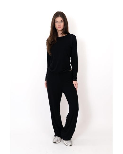 On/Off Essentials Black The Lounge Pant