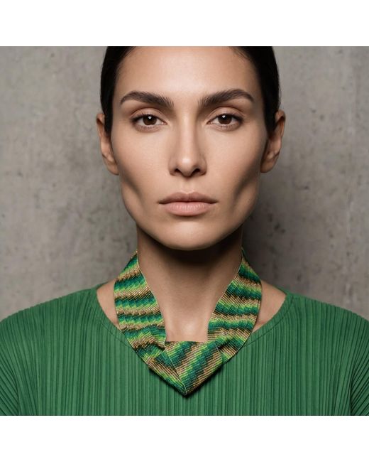 Iliana Arrazola Green Minimalist Deconstructed Necklace